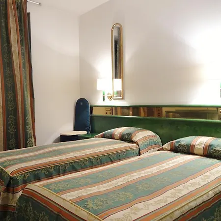 Hotel Hotel Lodi 4*