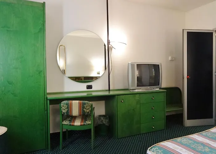 Hotel Hotel Lodi 4*