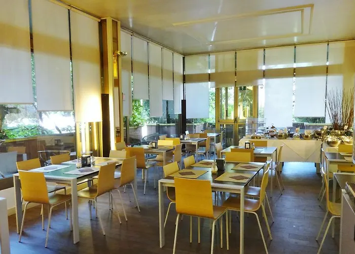 Hotel Hotel Lodi 4*