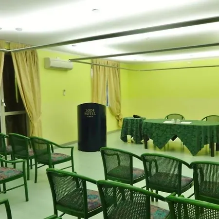 Hotel Lodi 4*