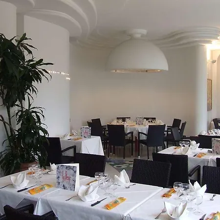 Hotel Lodi Hotel 4*