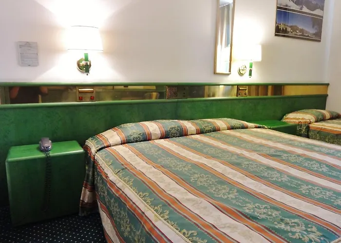 Hotel Hotel Lodi 4*